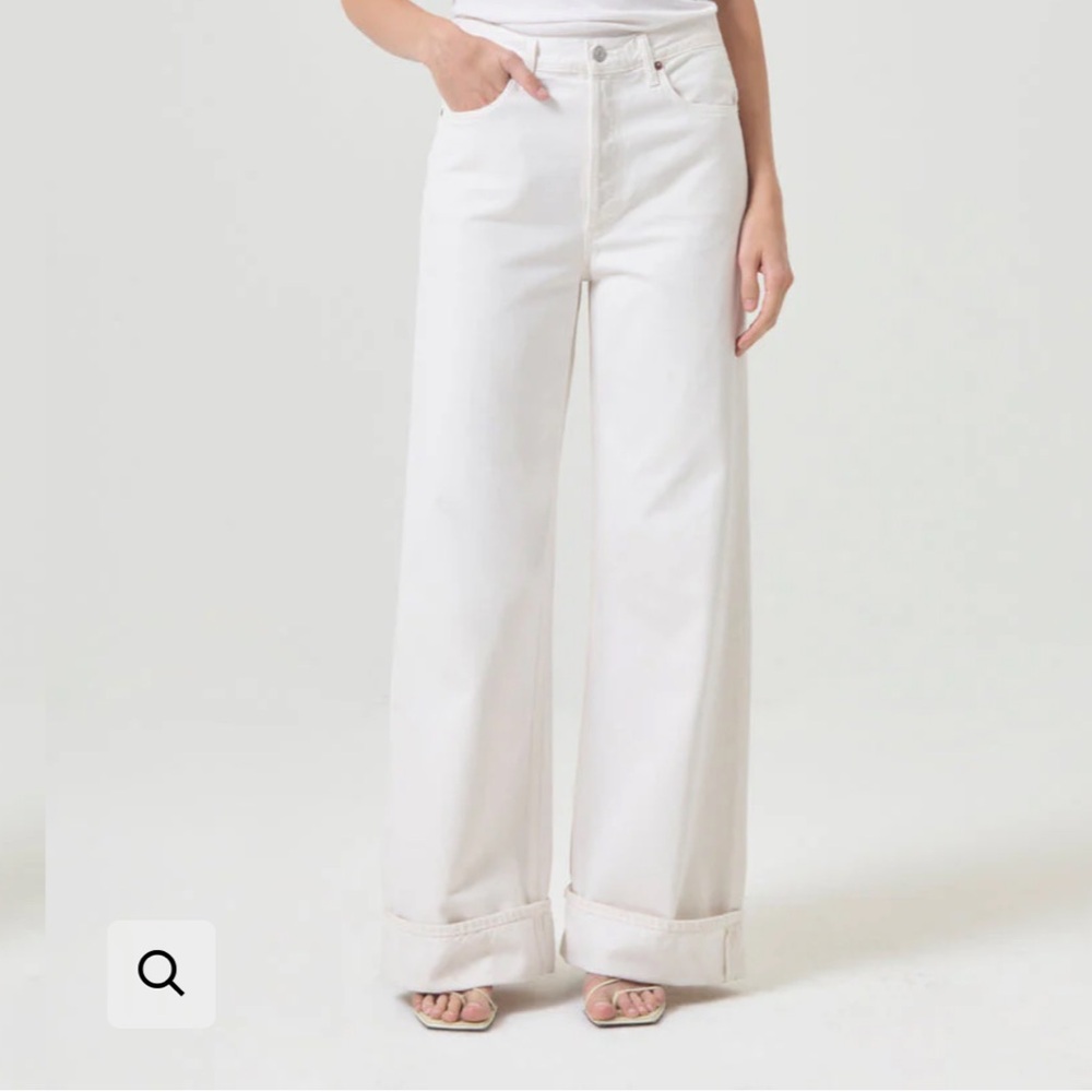 AGOLDE Wide Leg Cuffed Dame Jeans in Fortune Cookie